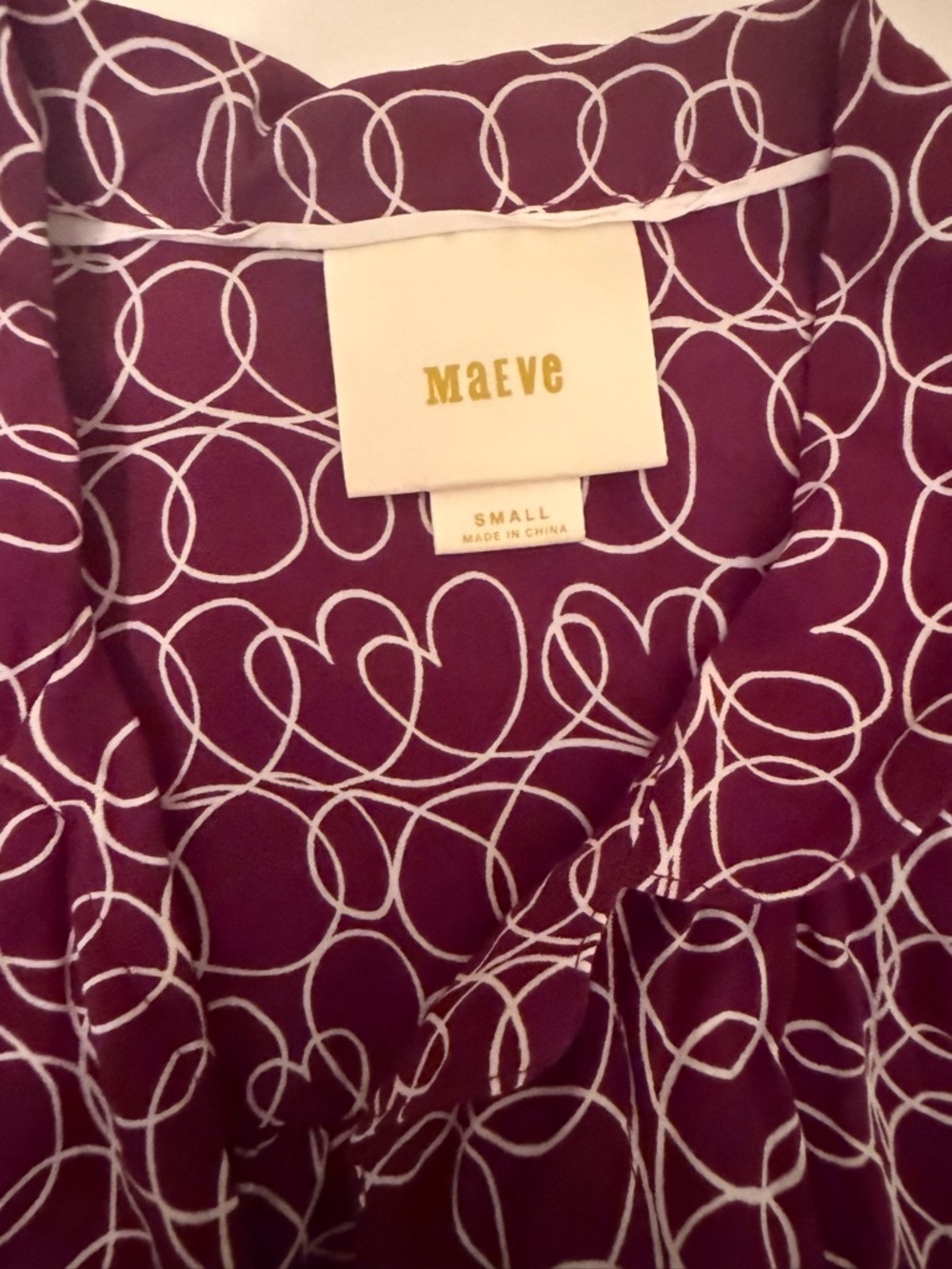 Mauve Plum Printed Cap-Sleeve Button-Front Blouse - Picture 2 of 4